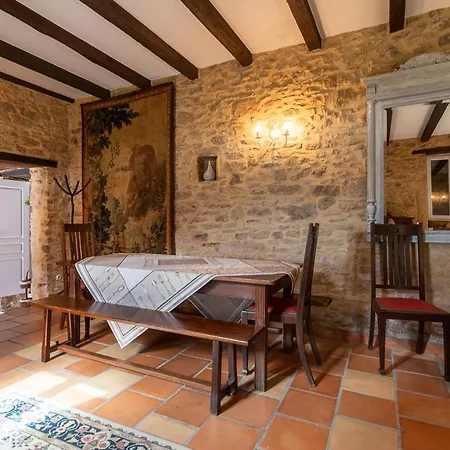 Saint-chamassy Sleeps 7 With Pool *